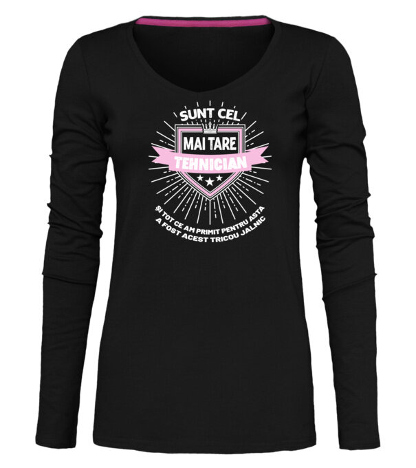  model  pe tricou