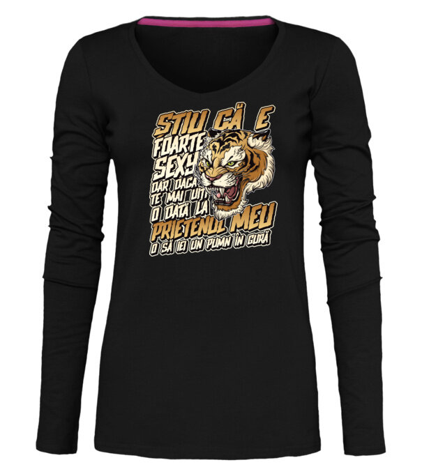 model  pe tricou