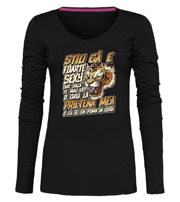  model  pe tricou