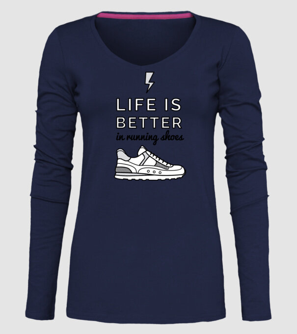 Life is better running shoes model albastru închis pe tricou