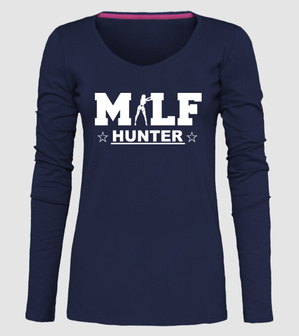Milf model albastru închis pe tricou