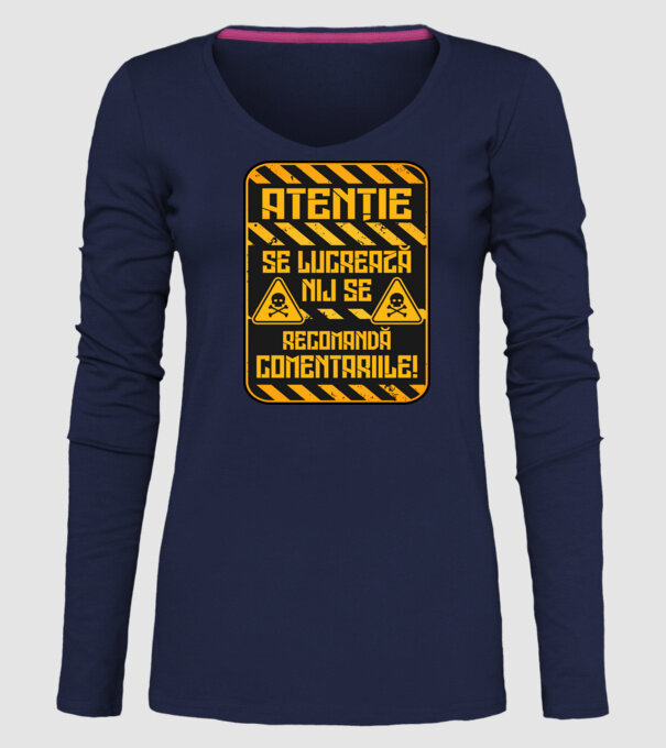Nu se recomandă comentariile D9233657 model albastru închis pe tricou
