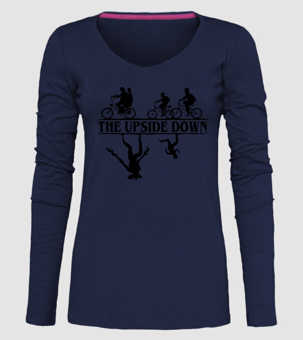 upside down model albastru închis pe tricou