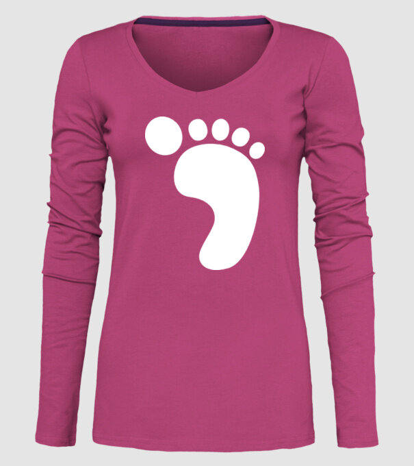 Picior model roz pe tricou