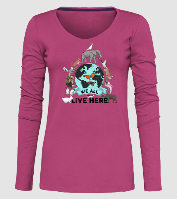We all live here model roz pe tricou