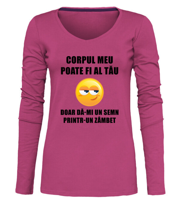  model  pe tricou
