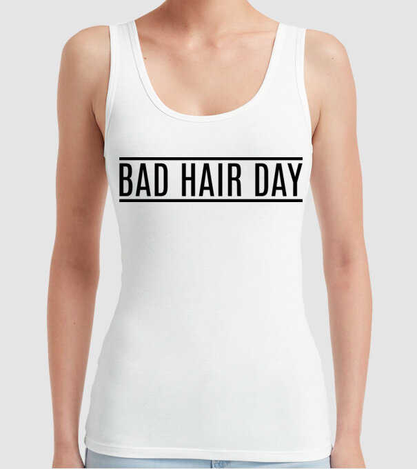 Bad hair day model alb pe tricou