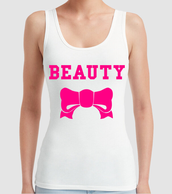beauty model alb pe tricou