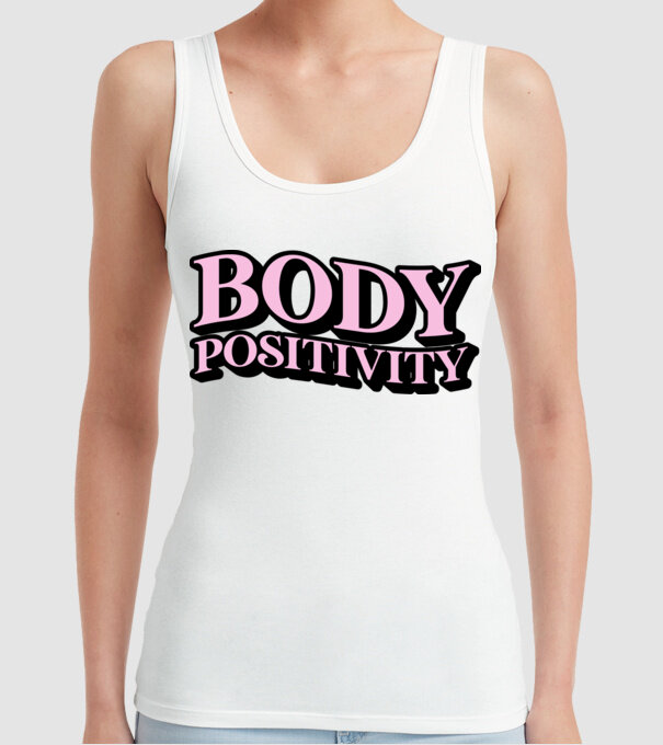 BodyPositivity model alb pe tricou