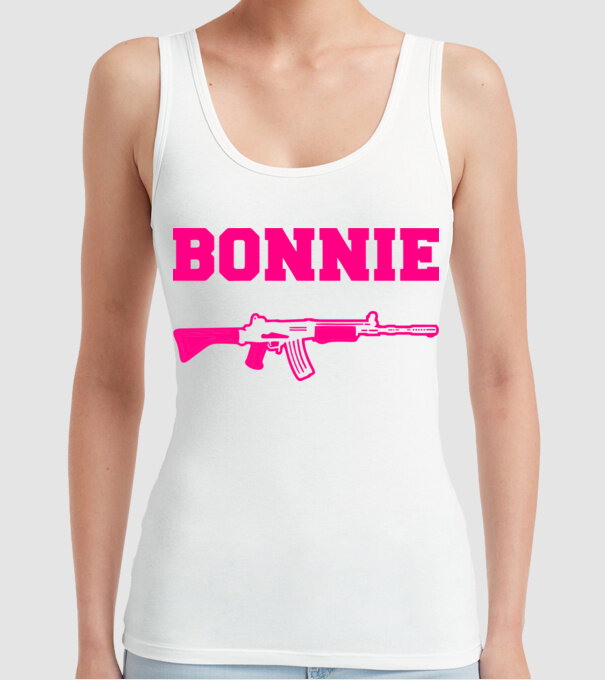 Bonnie model alb pe tricou