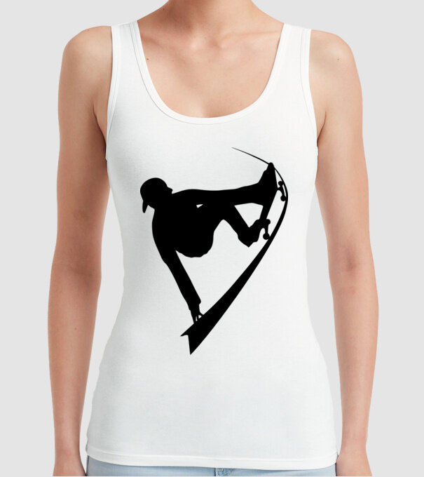 Skateboarder model alb pe tricou