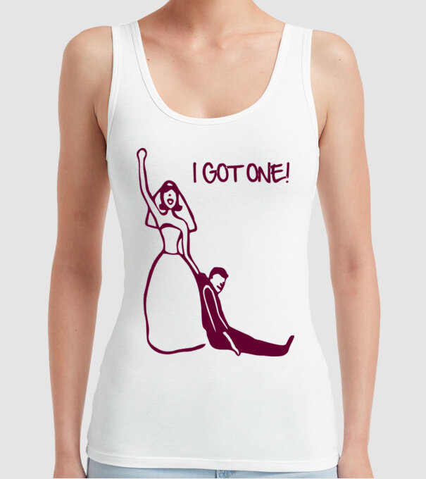 i got one model alb pe tricou