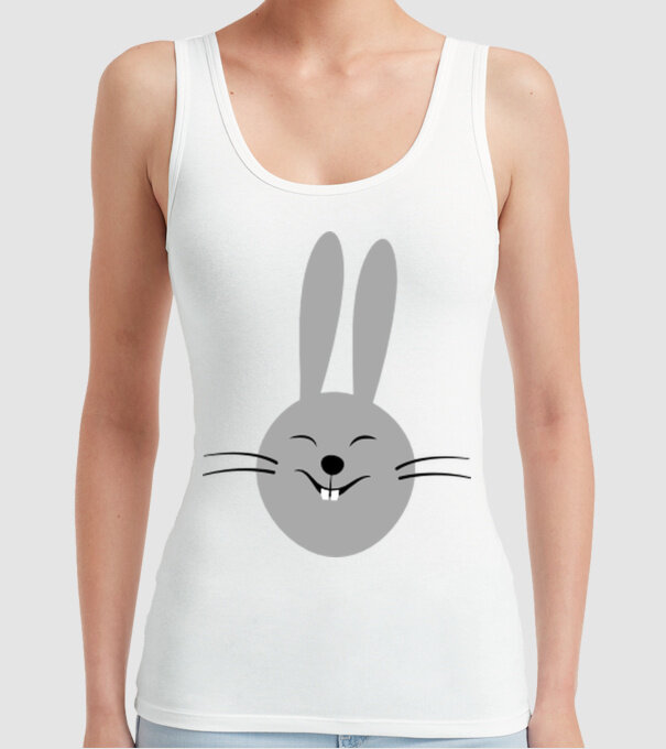 rabbit model alb pe tricou
