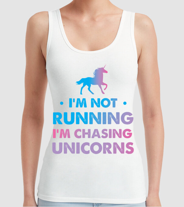 Unicorn Alergare model alb pe tricou