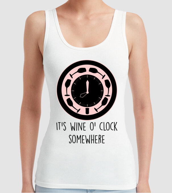 Wine o clock model alb pe tricou