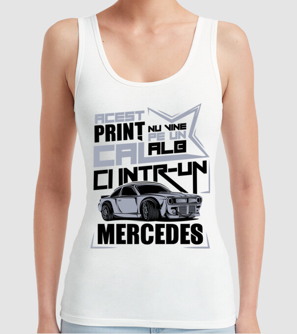 Acest prinț nu vine pe un cal alb, ci într-un Mercedes model alb pe tricou