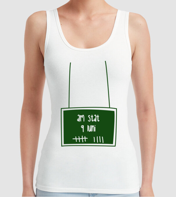 am stat 9 luni model alb pe tricou