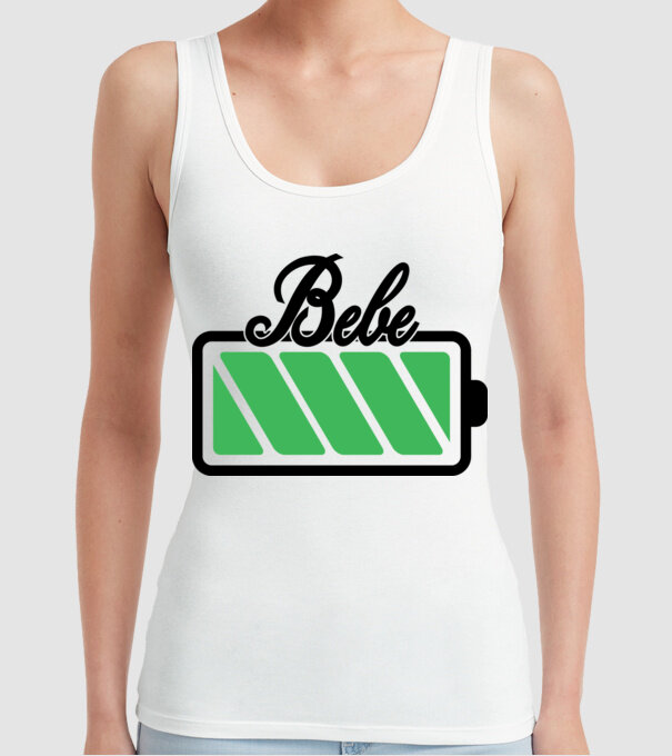 Bebe încărcat model alb pe tricou
