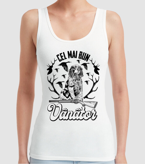 Cel mai bun vânător model alb pe tricou