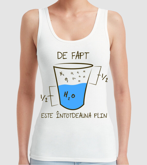 de fapt, este întotdeauna plin model alb pe tricou
