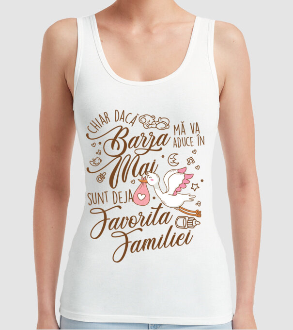 Favorita familiei MAI model alb pe tricou