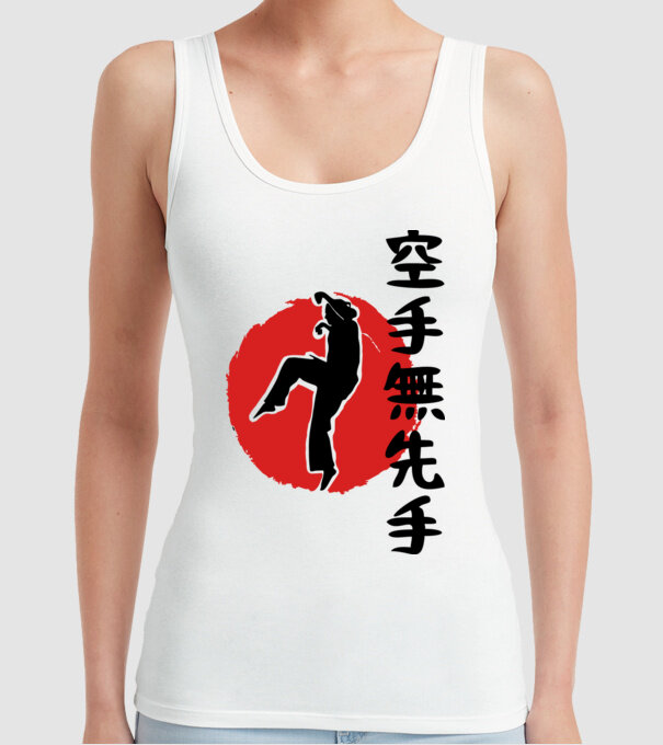 Larusso training japan model alb pe tricou