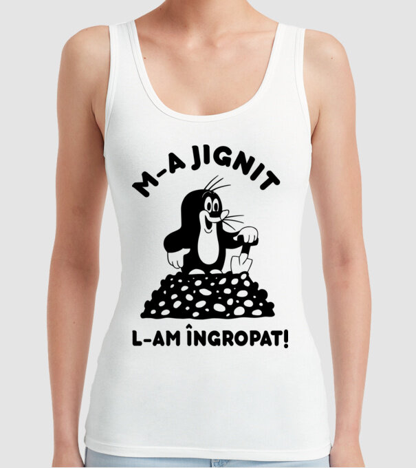 M-a jignit, l-am îngropat model alb pe tricou