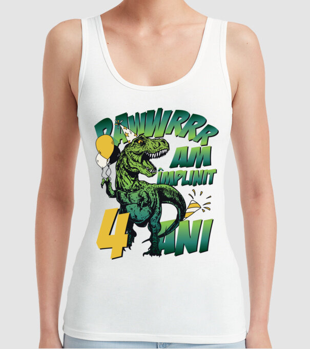 Rawr Am împlinit 4 ani model alb pe tricou