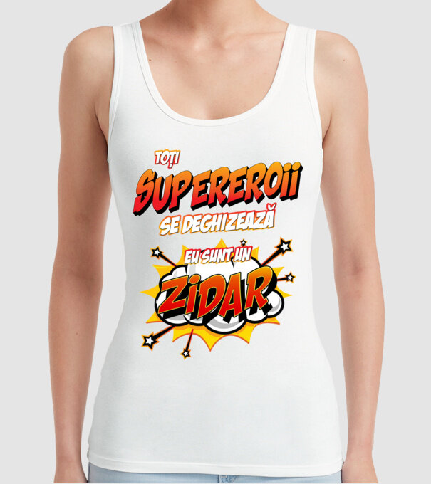 Toți supereroii se deghizează, eu sunt un zidar model alb pe tricou