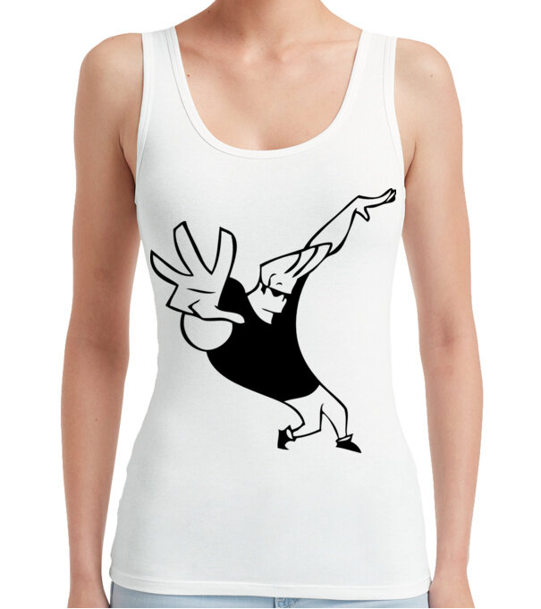  model  pe tricou