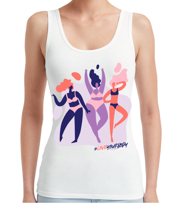  model  pe tricou