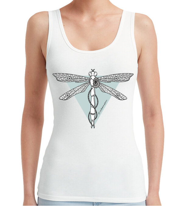  model  pe tricou