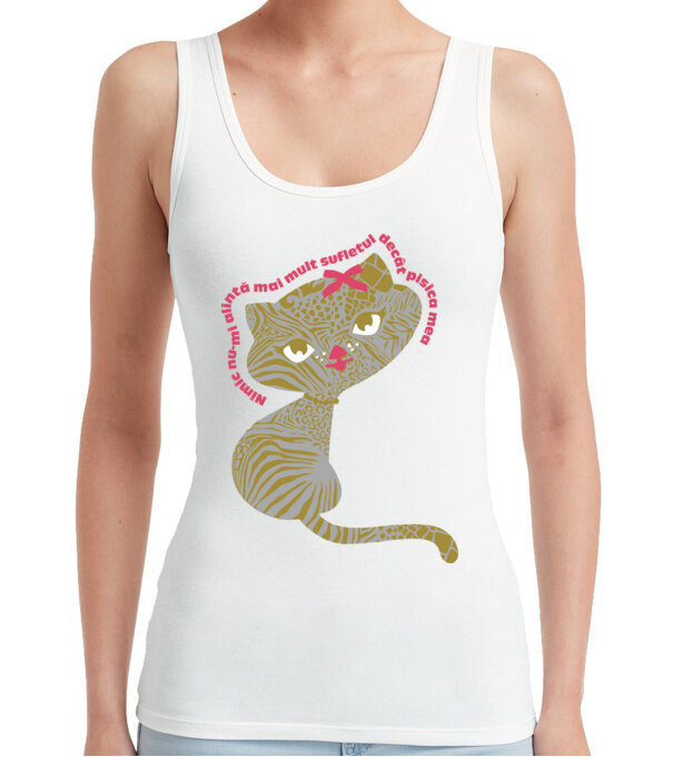  model  pe tricou