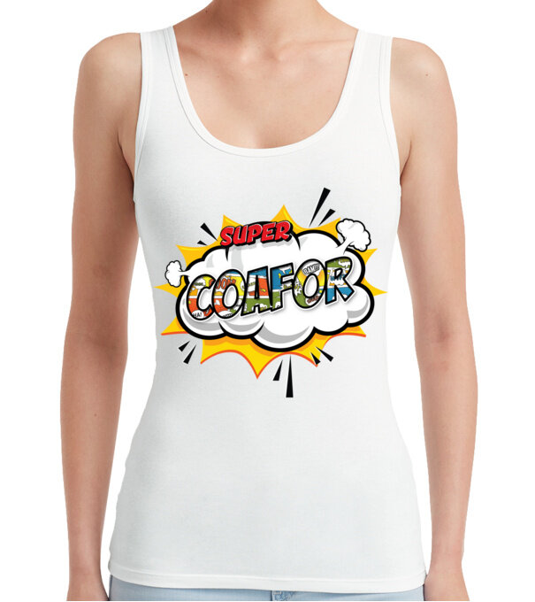  model  pe tricou