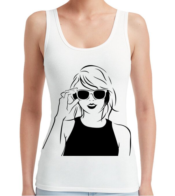  model  pe tricou