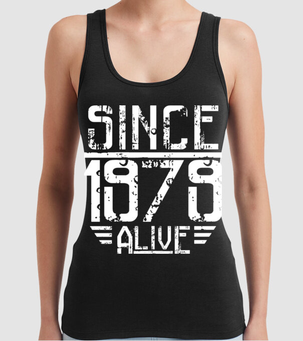 Alive since 1979 model negru pe tricou
