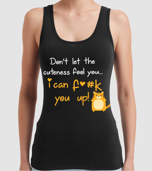 Cuteness model negru pe tricou