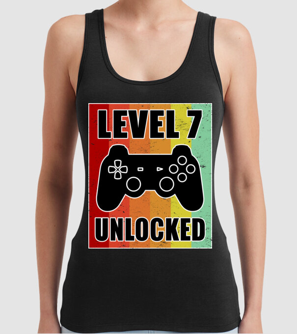 level 7 unlocked retro gamer model negru pe tricou