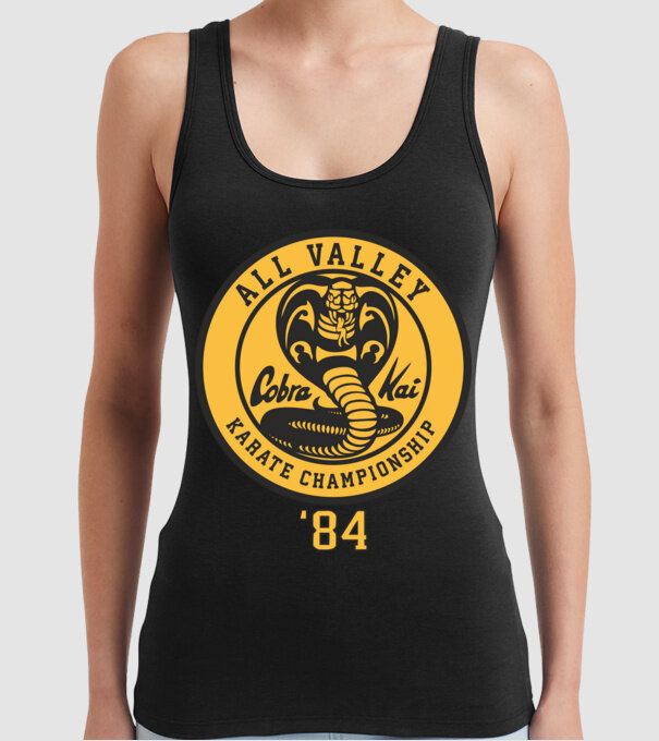all valley karate cobra kai model negru pe tricou