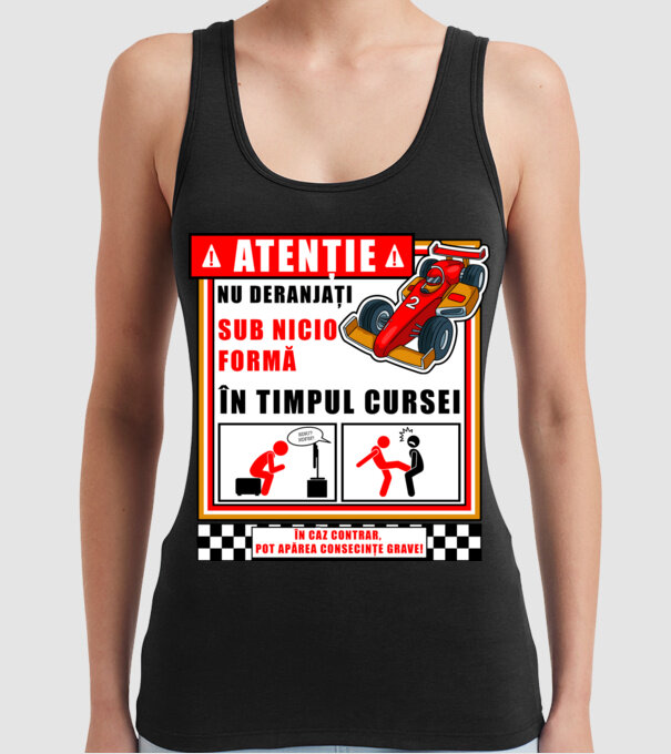 atenție model negru pe tricou