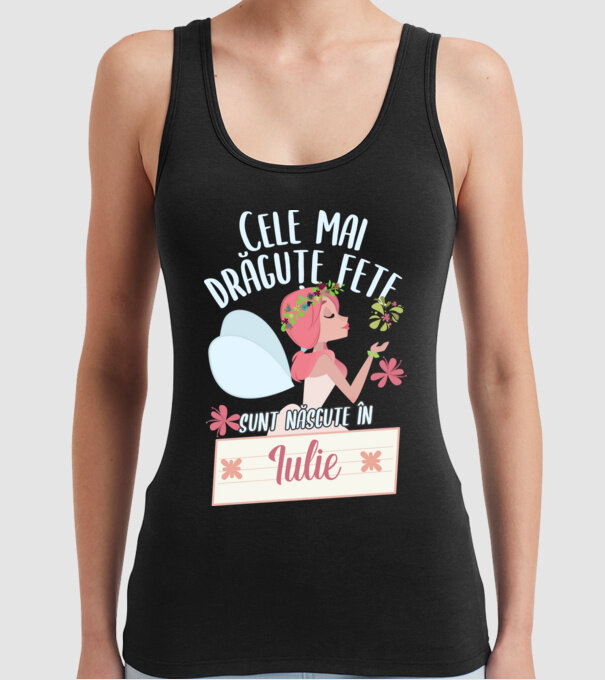 Cele mai drăguțe fete sunt născute în iulie. model negru pe tricou