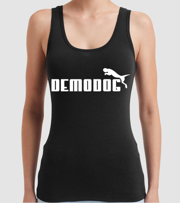 demodog logo model negru pe tricou