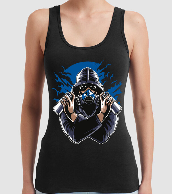 Graffiti model negru pe tricou