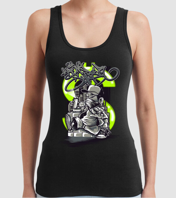 Graffiti model negru pe tricou