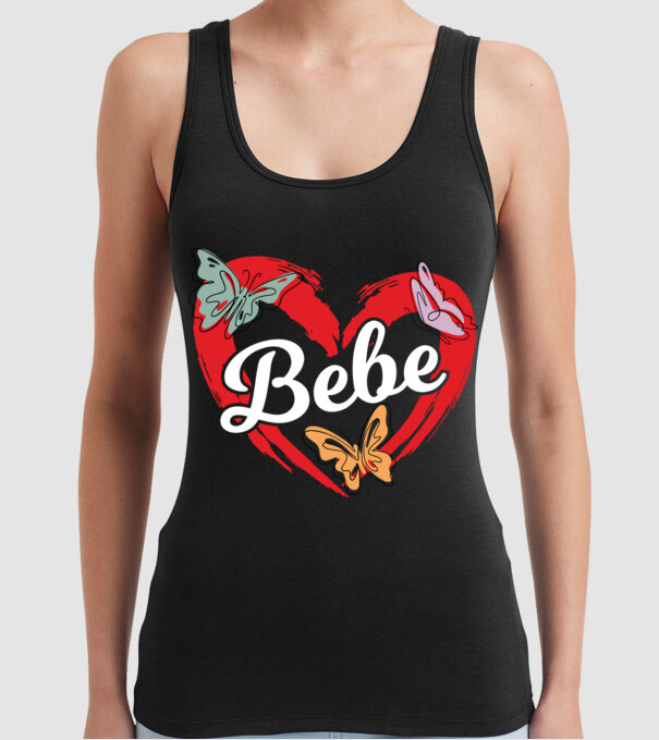Bebe model negru pe tricou