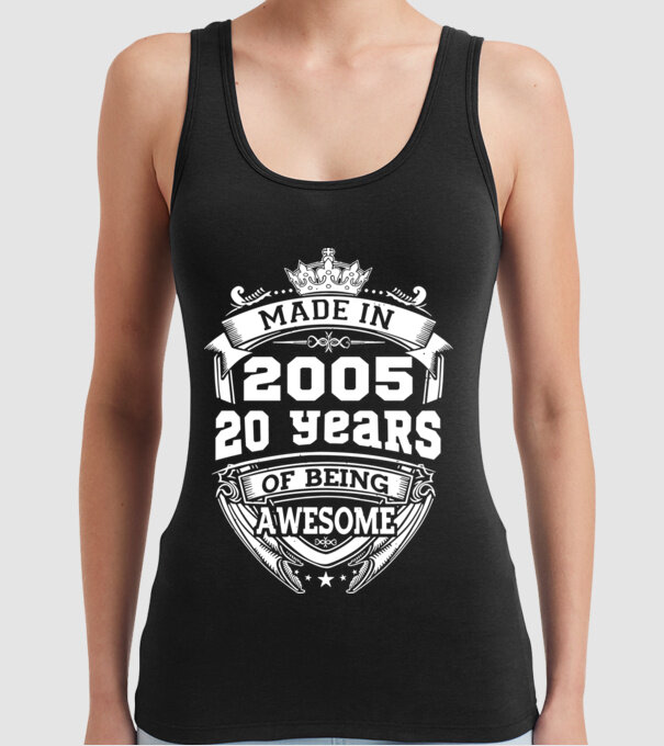 Made in awesome 2005 model negru pe tricou