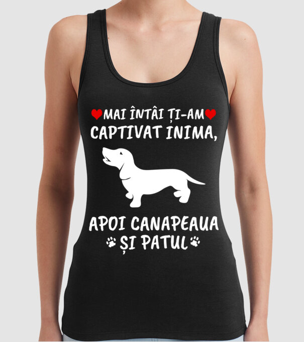 Mai întâi ți-am captivat inima, apoi canapeaua și patul model negru pe tricou