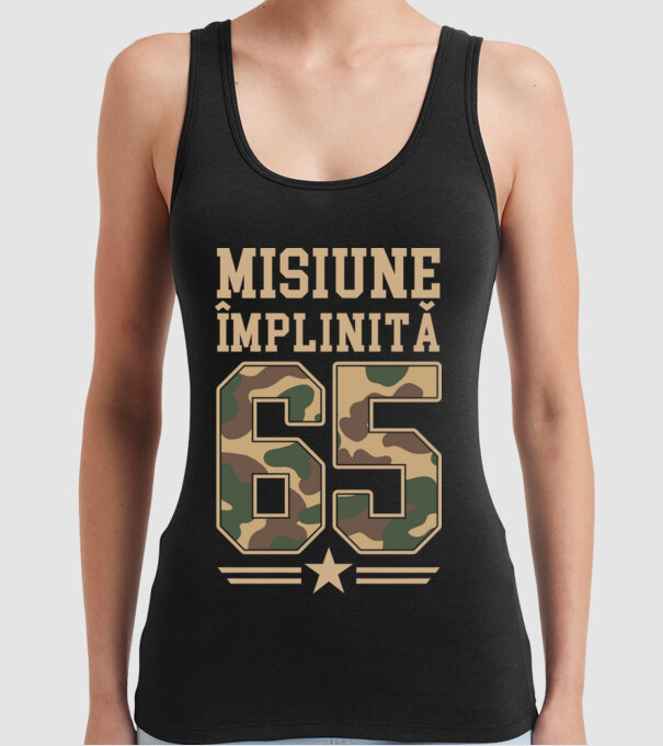 Misiune împlinită 65 model negru pe tricou