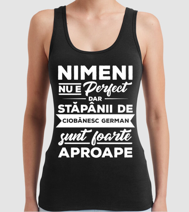 nimeni nu e perfect, dar stăpânii de ciobănesc german sunt foarte aproape model negru pe tricou