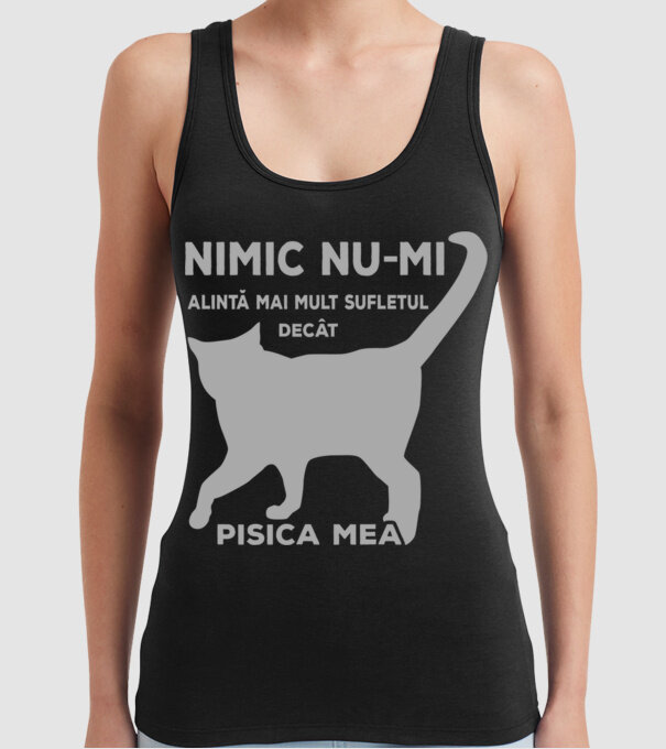Nimic nu-mi alintă mai mult sufletul decât pisica mea model negru pe tricou